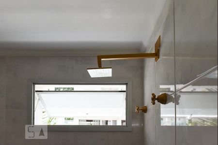 Apartamento para alugar com 265m², 3 quartos e 2 vagasdetalhe banheiro suite 2