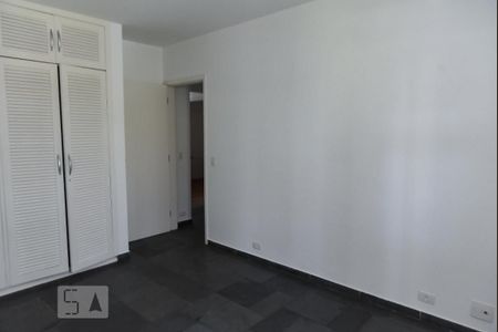 Apartamento para alugar com 265m², 3 quartos e 2 vagassuite 1