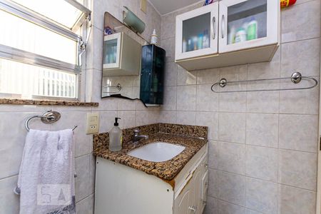 Banheiro de apartamento à venda com 3 quartos, 105m² em Fonseca, Niterói
