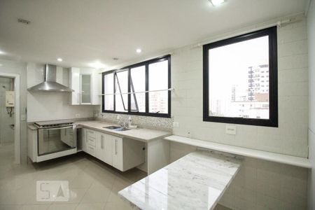 Apartamento para alugar com 220m², 4 quartos e 3 vagasCozinha