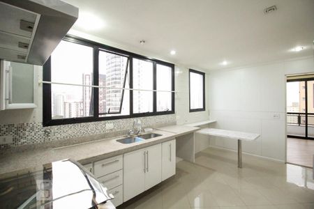 Apartamento para alugar com 220m², 4 quartos e 3 vagasCozinha