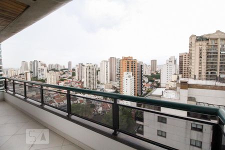 Apartamento para alugar com 220m², 4 quartos e 3 vagasVaranda Sala de TV