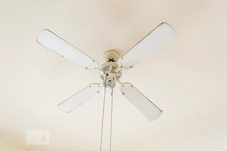 Casa para alugar com 90m², 2 quartos e sem vaga Casa para alugar com 90m², 2 quartos e sem vagaVentilador de Teto da Sala 2