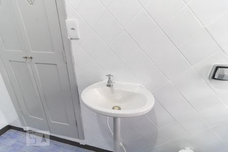 Casa para alugar com 45m², 1 quarto e sem vagaBanheiro