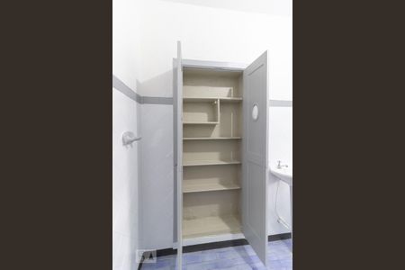 Casa para alugar com 45m², 1 quarto e sem vagaBanheiro