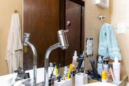 Casa para alugar com 150m², 3 quartos e 3 vagasBanheiro social