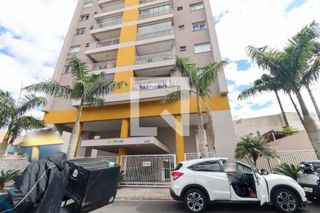 Fachada do Condomínio de apartamento para alugar com 3 quartos, 70m² em Capão Raso, Curitiba