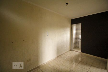 Sala de casa para alugar com 1 quarto, 40m² em Vila Iório, São Paulo