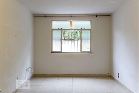 Detalhe Sala de apartamento à venda com 2 quartos, 60m² em Inhauma, Rio de Janeiro