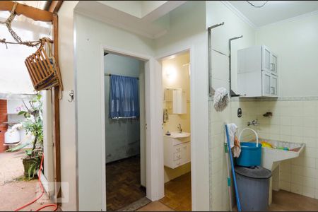 Casa à venda com 151m², 3 quartos e 2 vagas Casa à venda com 151m², 3 quartos e 2 vagasÁrea de serviço