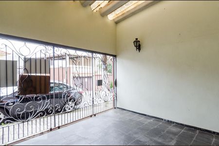 Casa à venda com 151m², 3 quartos e 2 vagas Casa à venda com 151m², 3 quartos e 2 vagasGaragem