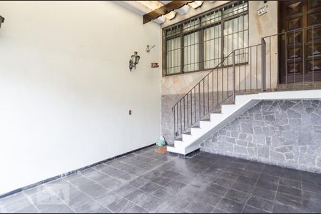 Casa à venda com 151m², 3 quartos e 2 vagas Casa à venda com 151m², 3 quartos e 2 vagasGaragem