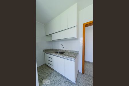 Apartamento para alugar com 80m², 3 quartos e 2 vagasCozinha e área de serviço