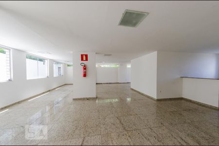Apartamento para alugar com 80m², 3 quartos e 2 vagasÁrea comum - Salão de festas