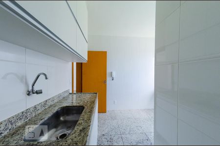 Apartamento para alugar com 80m², 3 quartos e 2 vagasCozinha e área de serviço