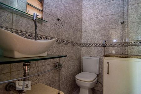 Apartamento para alugar com 105m², 3 quartos e 1 vaga Apartamento para alugar com 105m², 3 quartos e 1 vagaBanheiro