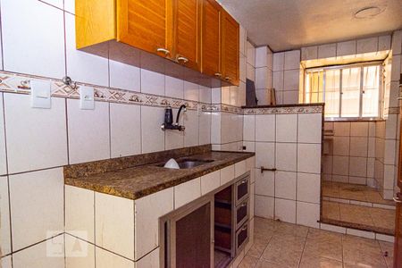Cozinha de apartamento para alugar com 3 quartos, 105m² em Santana, Niterói