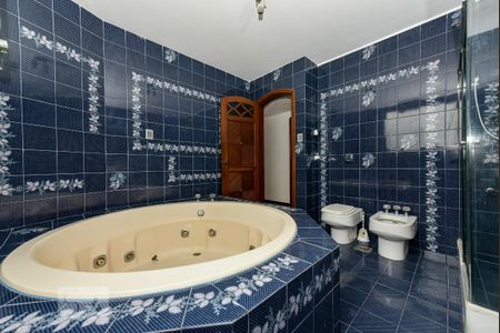 Apartamento à venda com 300m², 4 quartos e 1 vagaBanheiro da Suíte