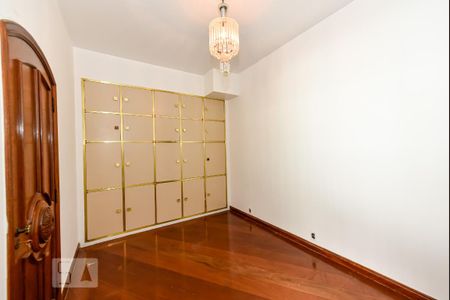 Apartamento à venda com 300m², 4 quartos e 1 vagaQuarto 1