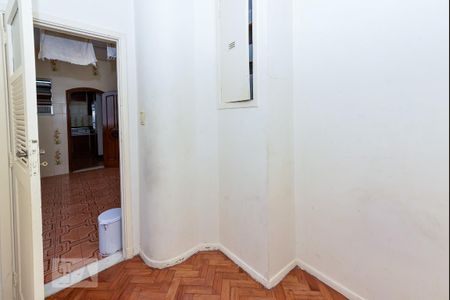 Apartamento à venda com 300m², 4 quartos e 1 vagaQuarto de Serviço 2