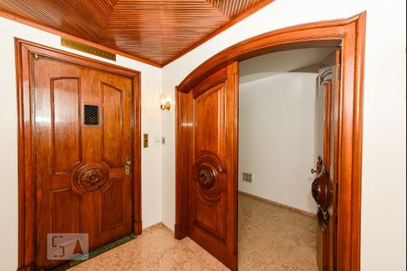 Apartamento à venda com 300m², 4 quartos e 1 vagaHall de Entrada