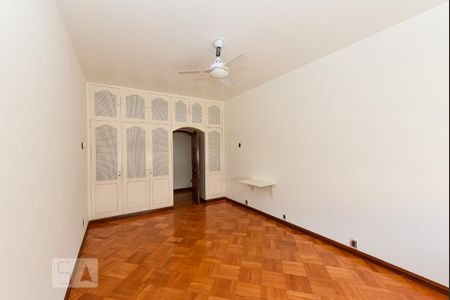 Apartamento à venda com 300m², 4 quartos e 1 vagaQuarto 4