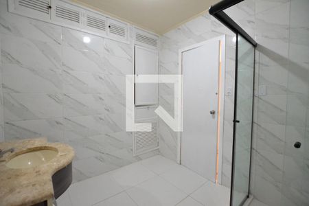 Apartamento para alugar com 130m², 3 quartos e sem vagaBanheiro