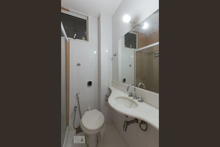 Banheiro de kitnet/studio à venda com 1 quarto, 40m² em Tijuca, Rio de Janeiro