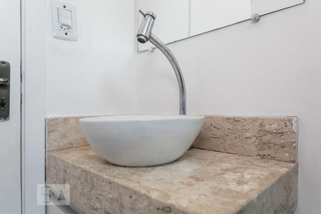 Apartamento para alugar com 34m², 2 quartos e 1 vaga Apartamento para alugar com 34m², 2 quartos e 1 vagaBanheiro