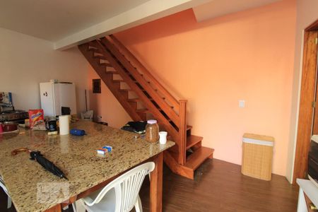 Casa à venda com 240m², 2 quartos e 2 vagasCozinha da edícula