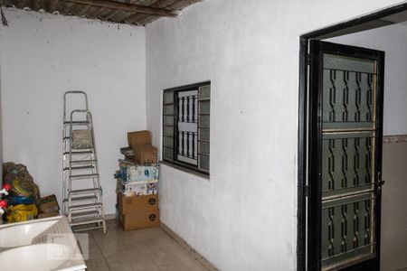 Casa para alugar com 70m², 2 quartos e 1 vaga Casa para alugar com 70m², 2 quartos e 1 vagaÁrea de Serviço