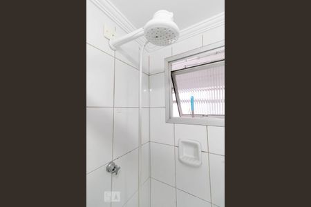 Banheiro social de apartamento para alugar com 1 quarto, 57m² em Pinheiros, São Paulo
