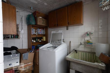 Casa à venda com 177m², 5 quartos e 4 vagasLavanderia