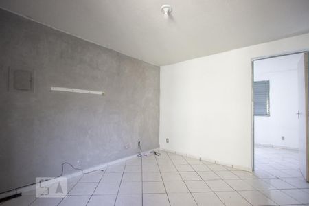 Sala de apartamento para alugar com 2 quartos, 44m² em Jardim Maria Beatriz, Carapicuíba