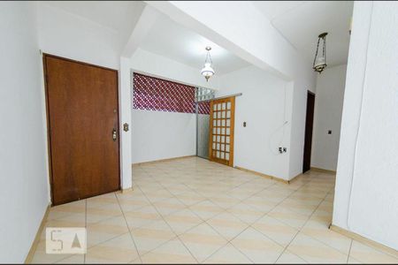 Sala de Apartamento com 2 quartos, 68m² Carlos Prates