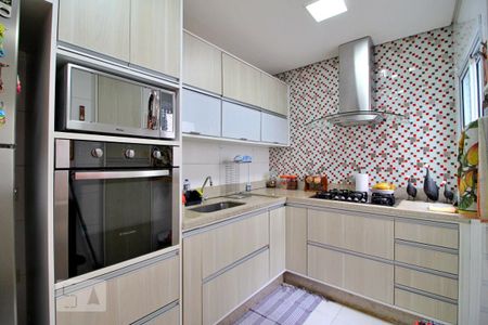 Apartamento à venda com 108m², 2 quartos e 1 vagaCozinha