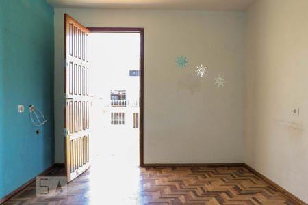 Sala de casa para alugar com 3 quartos, 80m² em Lindóia, Curitiba