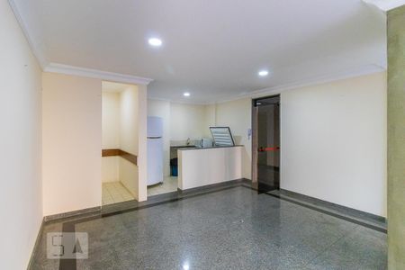 Apartamento para alugar com 82m², 2 quartos e 1 vaga Apartamento para alugar com 82m², 2 quartos e 1 vagaÁrea comum - Salão de festas