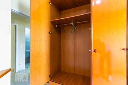 Apartamento para alugar com 82m², 2 quartos e 1 vaga Apartamento para alugar com 82m², 2 quartos e 1 vagaQuarto 2 - Armários