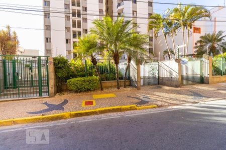 Apartamento para alugar com 82m², 2 quartos e 1 vaga Apartamento para alugar com 82m², 2 quartos e 1 vagaFachada