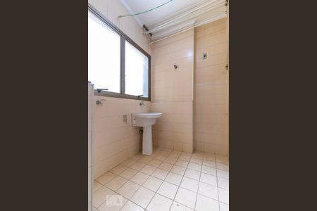 Apartamento para alugar com 82m², 2 quartos e 1 vaga Apartamento para alugar com 82m², 2 quartos e 1 vagaÁrea de serviço