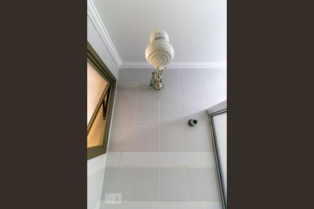Apartamento para alugar com 82m², 2 quartos e 1 vaga Apartamento para alugar com 82m², 2 quartos e 1 vagaBanheiro social