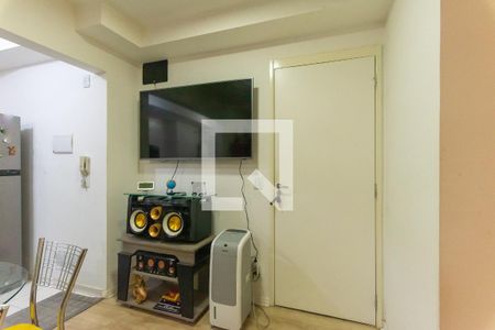 Apartamento para alugar com 49m², 2 quartos e 1 vaga Apartamento para alugar com 49m², 2 quartos e 1 vagaSala