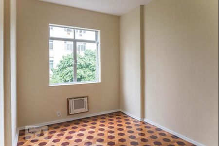 Quarto 1 de apartamento para alugar com 2 quartos, 90m² em Vila Isabel, Rio de Janeiro