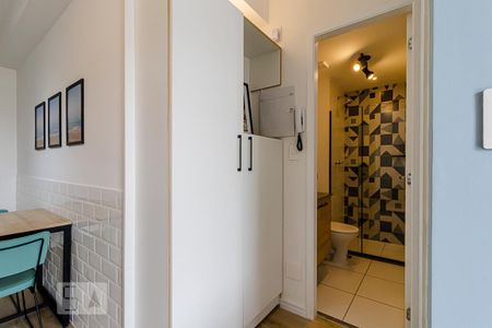Apartamento para alugar com 33m², 1 quarto e sem vaga Apartamento para alugar com 33m², 1 quarto e sem vagaCorredor