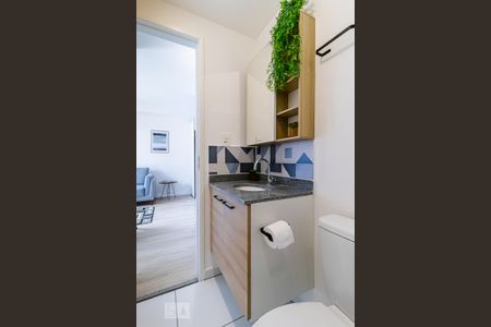 Apartamento para alugar com 33m², 1 quarto e sem vaga Apartamento para alugar com 33m², 1 quarto e sem vagaBanheiro