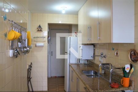 Apartamento à venda com 160m², 3 quartos e 1 vagaCozinha