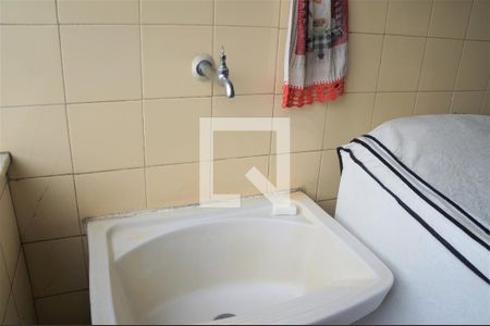 Apartamento à venda com 160m², 3 quartos e 1 vagaÁrea de Serviço