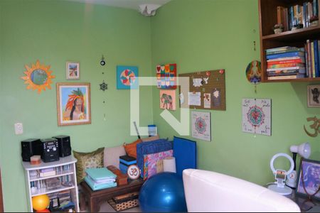 Apartamento à venda com 160m², 3 quartos e 1 vagaQuarto 2