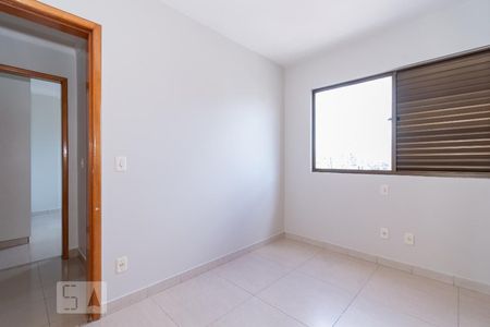 Apartamento para alugar com 139m², 4 quartos e 2 vagas Apartamento para alugar com 139m², 4 quartos e 2 vagasQuarto 2